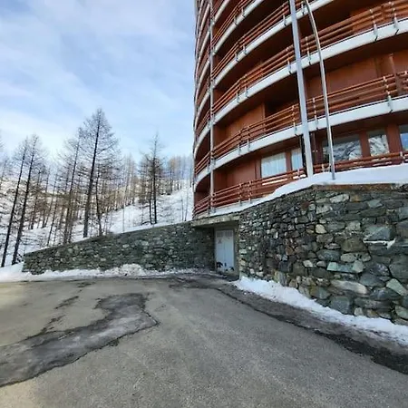 Skiing Dacha La Coquille Apartment