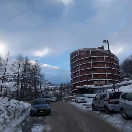 Apartment Skiing Dacha La Coquille *